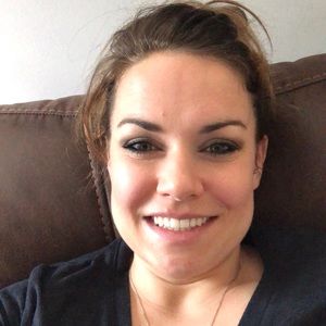 Meet your Posher, Jade